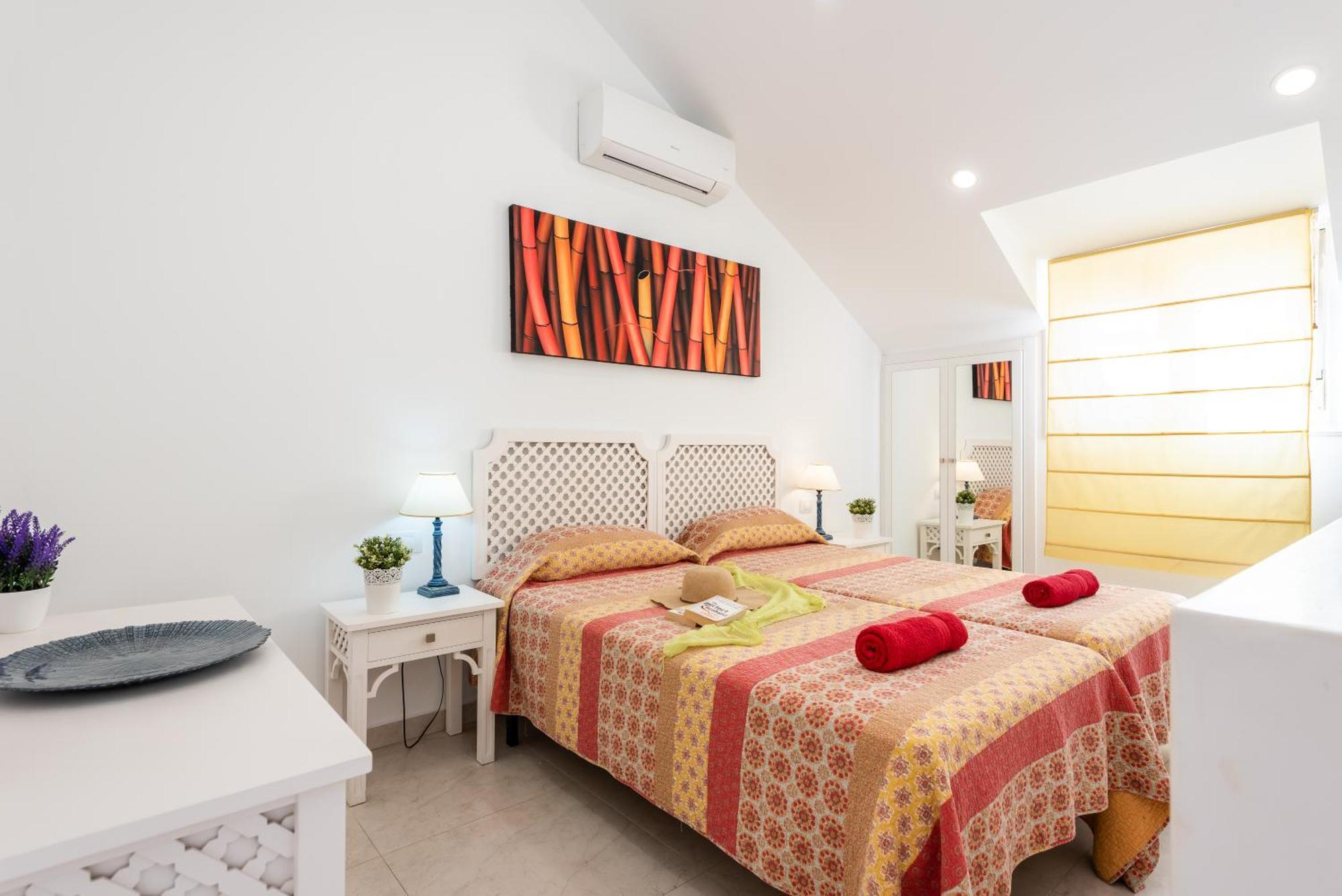 Tenerife South Apartments Плая-де-лас-Америкас Экстерьер фото